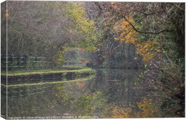 Finding a sense of Autumn Calm. Canvas Print by 28sw photography