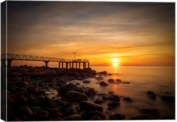 Photography with a beautiful and calm sunrise at sea Canvas Print by Vicen Photo