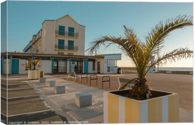 Fort-Mahon-Plage, Promenade View Canvas Print by Imladris 