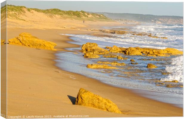 St Andrews Beach - Rye Canvas Print by Laszlo Konya