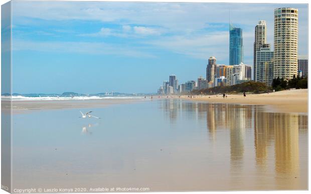 Beach - Surfers Paradise Canvas Print by Laszlo Konya