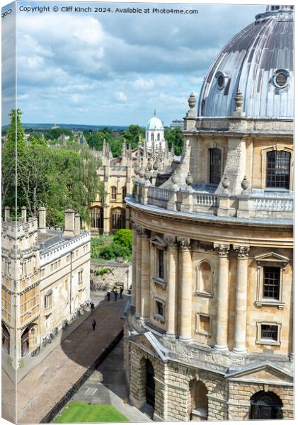 Radcliffe Camera Oxford Canvas Print by Cliff Kinch