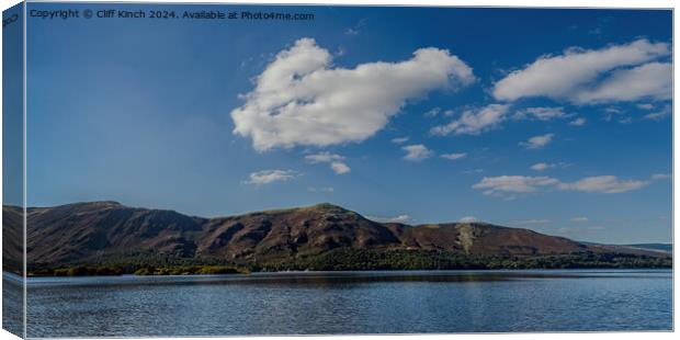 Cat Bells Canvas Print by Cliff Kinch