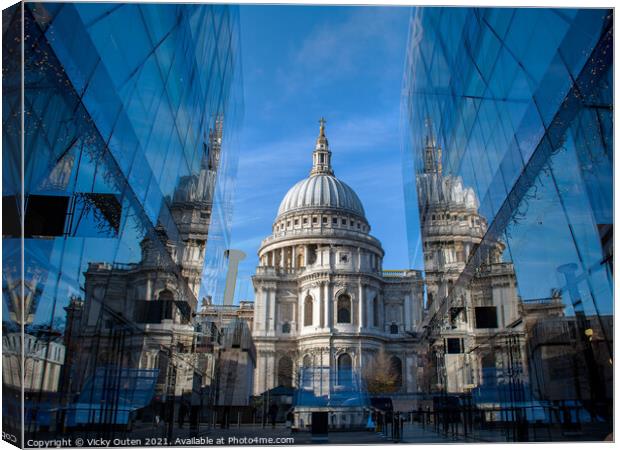 St Paul's Cathedral, London Canvas Print by Vicky Outen