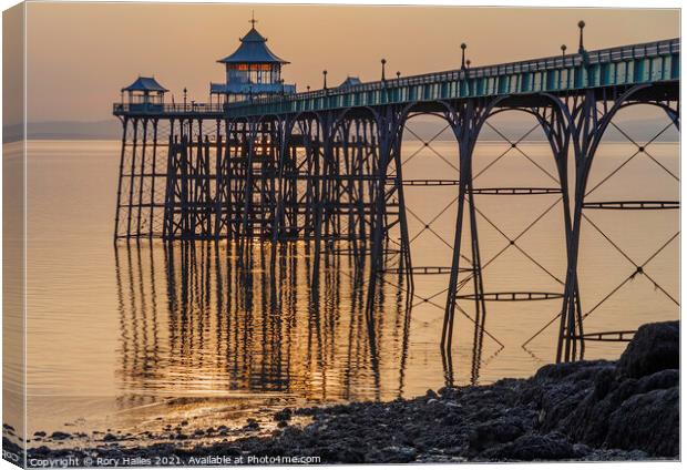 Clevedon Pier at Sunset Canvas Print by Rory Hailes