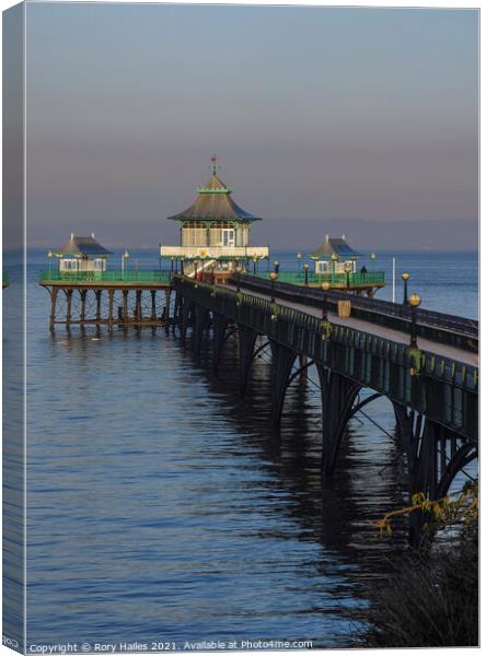 Clevedon Pier at high tide Canvas Print by Rory Hailes