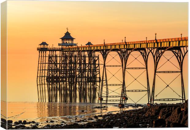 Clevedon Pier Canvas Print by Rory Hailes