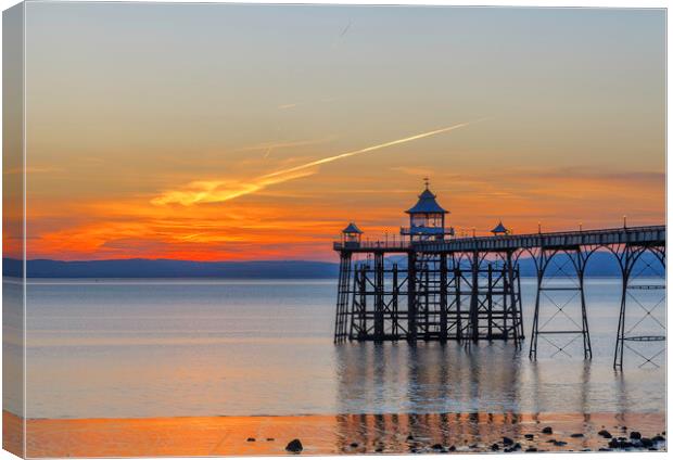 Clevedon Pier at sunset Canvas Print by Rory Hailes