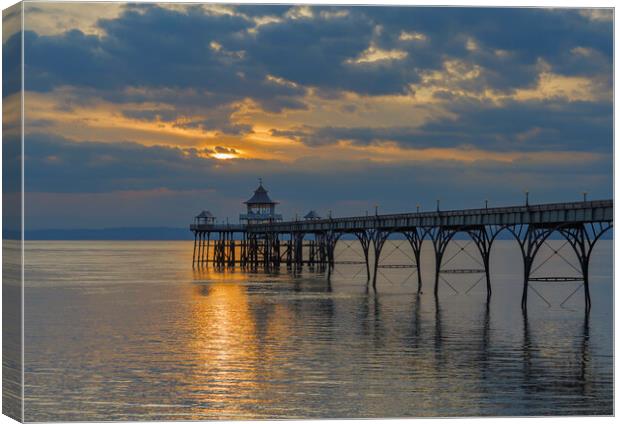 Clevedon Pier at sunset Canvas Print by Rory Hailes