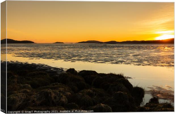 Golden winter sunset over Kirkcudbright Bay mudflats and the Dee estuary Canvas Print by SnapT Photography