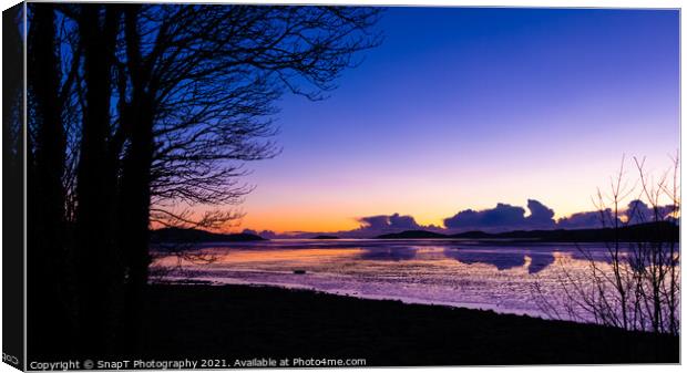 A stunning winter sunset reflecting over kirkcudbright Bay, Scotland Canvas Print by SnapT Photography