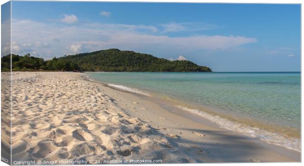 Deserted island beach at Sao Beach, on the tropica Canvas Print by SnapT Photography