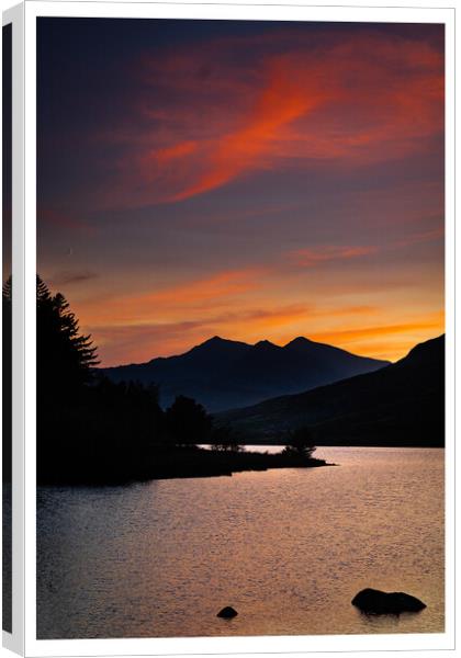 Sunset over Snowdon Canvas Print by Peter Taylor