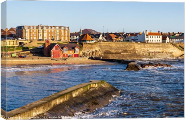 Cullercoats in North Tyneside Canvas Print by Jim Monk