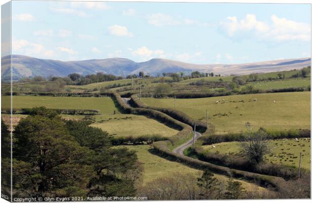Road to the Black Mountain. Canvas Print by Glyn Evans