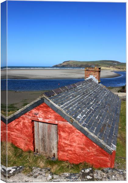Old Fisherman's Hut Canvas Print by Glyn Evans
