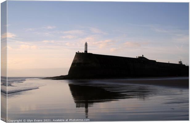 Low tide at Porthcawl Pier. Canvas Print by Glyn Evans