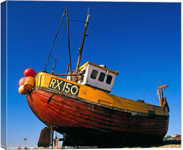 Fishing boat, Hastings, East Sussex, England, UK  Canvas Print by Geraint Tellem ARPS