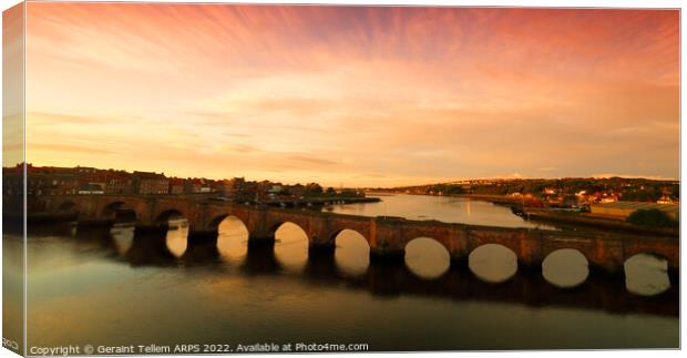 Berwick  Old Bridge at dawn,  Berwick upon Tweed. England, UK Canvas Print by Geraint Tellem ARPS