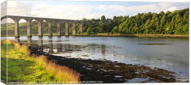 Royal Border Bridge viaduct Berwick upon Tweed, Northumberland, UK Canvas Print by Geraint Tellem ARPS