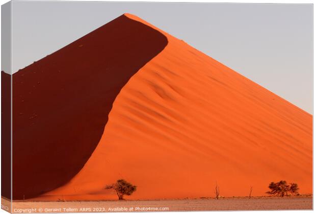 Dune 45 Sossusvlei, Namibia, Africa Canvas Print by Geraint Tellem ARPS