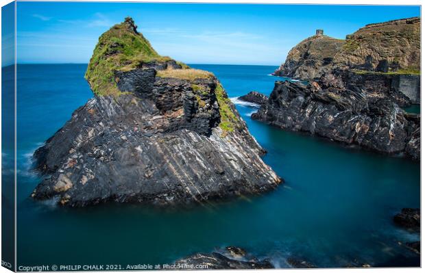 Pembrokeshire coastline next to the Blue lagoon near Abereiddy 157 Canvas Print by PHILIP CHALK