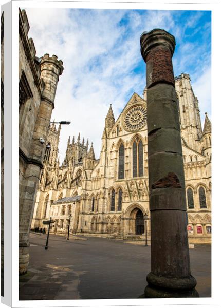Front of York minster 259 Canvas Print by PHILIP CHALK