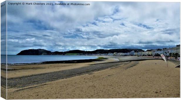 Llandudno sweeping bay Canvas Print by Mark Chesters