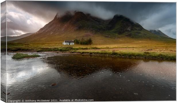 Stob Dearg and Lagangarbh cottage  Canvas Print by Anthony McGeever