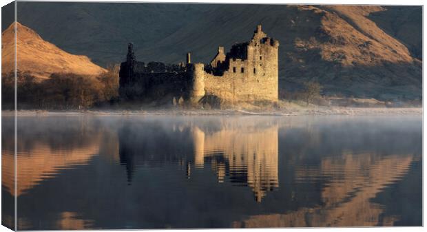 Kilchurn Castle Sunrise  Canvas Print by Anthony McGeever