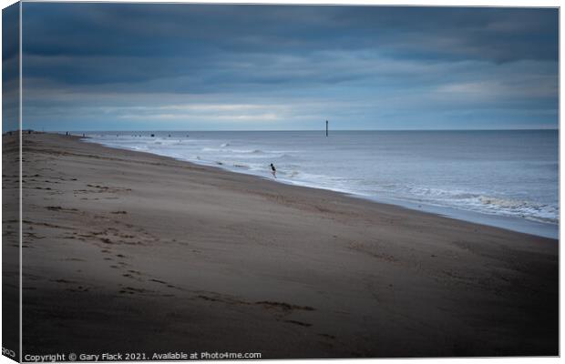 Mablethorpe Beach Solitary child playing Canvas Print by That Foto