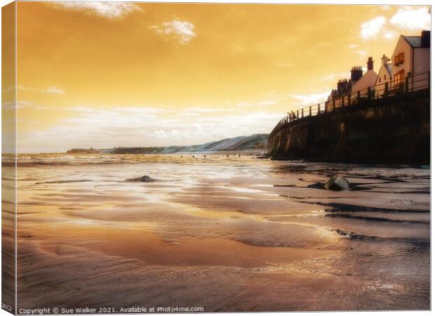Sandsend sunset Canvas Print by Sue Walker
