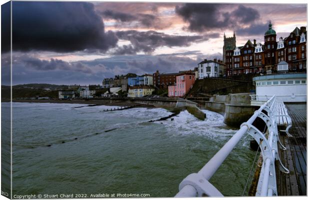 Cromer Town and beach Canvas Print by Stuart Chard
