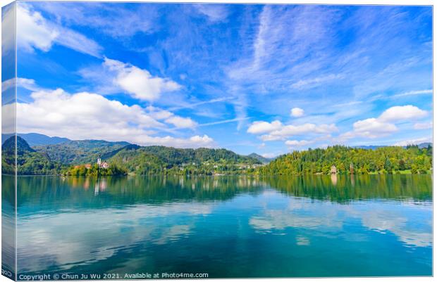 Lake Bled, a popular tourist destination in Slovenia Canvas Print by Chun Ju Wu