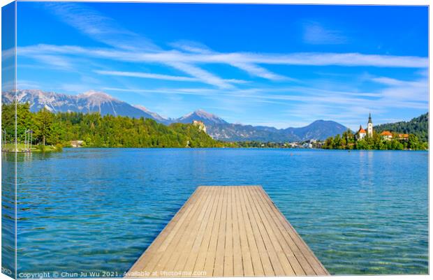 Lake Bled, a popular tourist destination in Slovenia Canvas Print by Chun Ju Wu