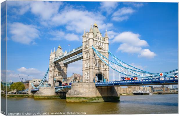 Tower Bridge crossing the River Thames in London, United Kingdom Canvas Print by Chun Ju Wu