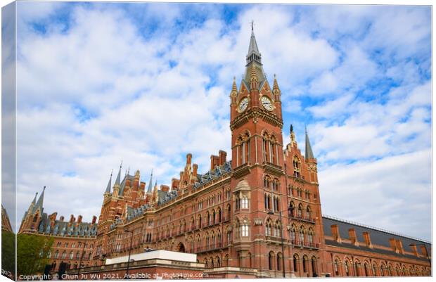 St Pancras railway station in London, United Kingdom Canvas Print by Chun Ju Wu