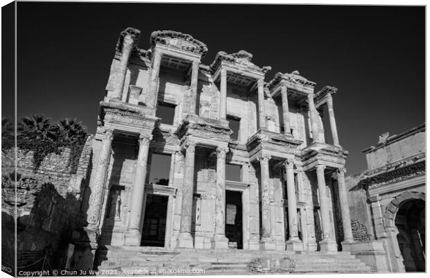 Library of Celsus in Ephesus (black & white) Canvas Print by Chun Ju Wu