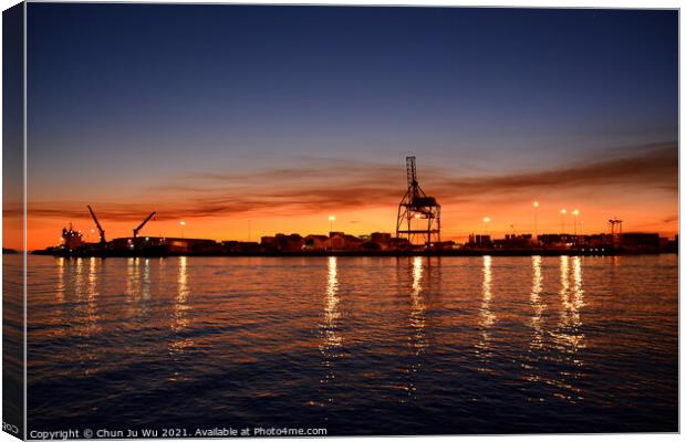 Sunset view of Fremantle, WA, Australia Canvas Print by Chun Ju Wu