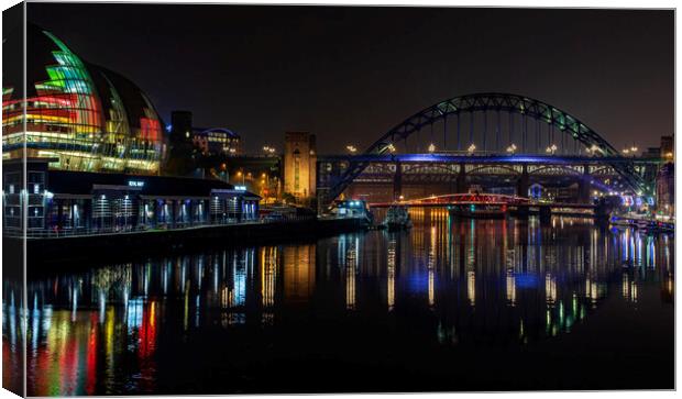 Night Tyne, Newcastle  Canvas Print by Frank Farrell