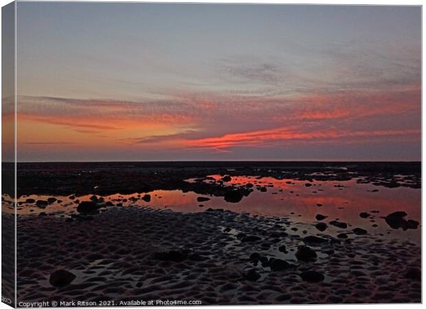 Red Sky at dusk Canvas Print by Mark Ritson