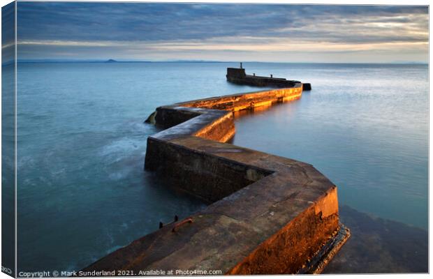 Zig Zag Breakwater at Sunset St Monans Canvas Print by Mark Sunderland