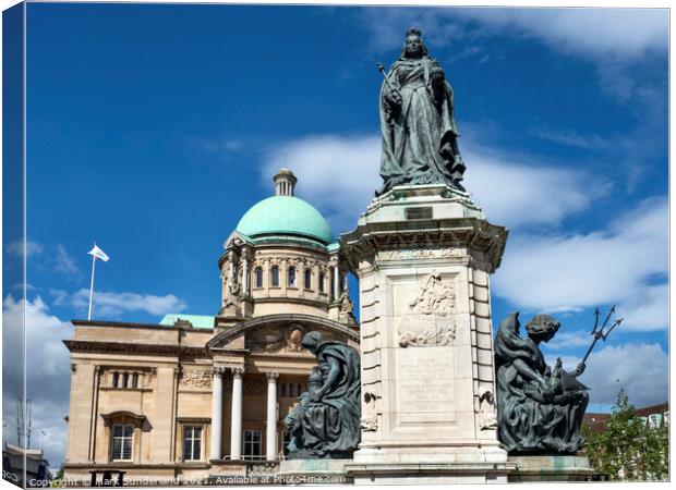 Queen Victoria Statue and City Hall in Hull Canvas Print by Mark Sunderland