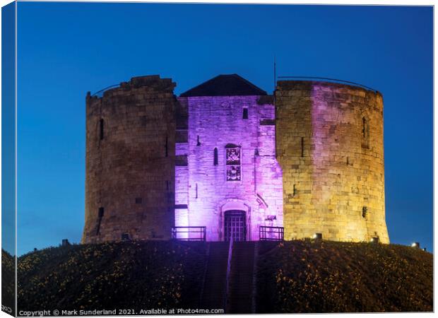 Cliffords Tower at York Canvas Print by Mark Sunderland