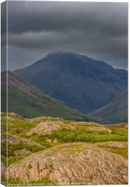 Great Gable in shadow Canvas Print by Alan Dunnett