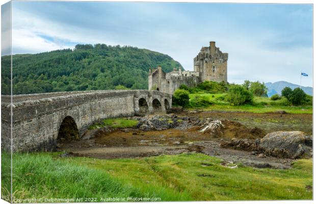 Eilean Donan castle, Scotland Canvas Print by Delphimages Art
