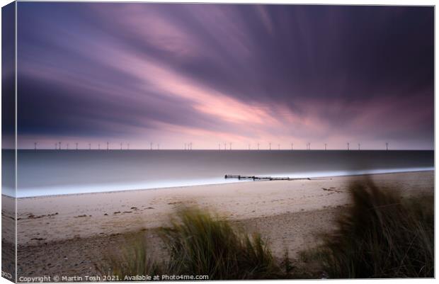 Flow- long exposure Caister beach Canvas Print by Martin Tosh