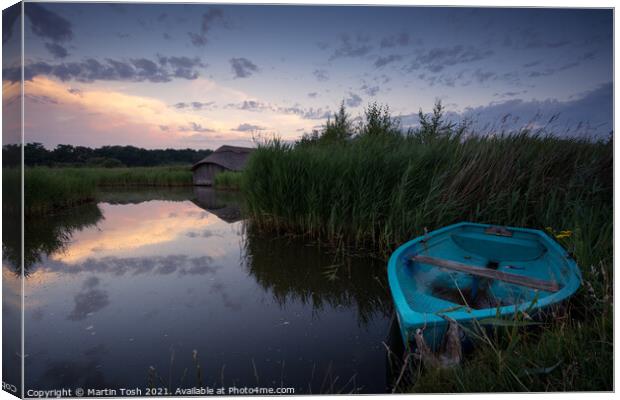 Morning Hickling - Thatched boat shed and rowing boat Canvas Print by Martin Tosh