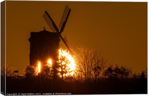 Sunrise at Chesterton Windmill Canvas Print by Nigel Wilkins