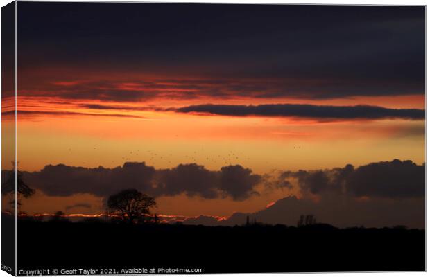 Great Holland sunset Canvas Print by Geoff Taylor